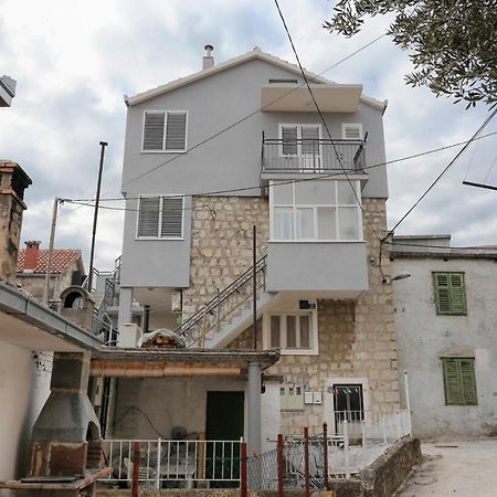 Apartments By The Sea Kastel Kambelovac, Kastela - 8679 Zewnętrze zdjęcie