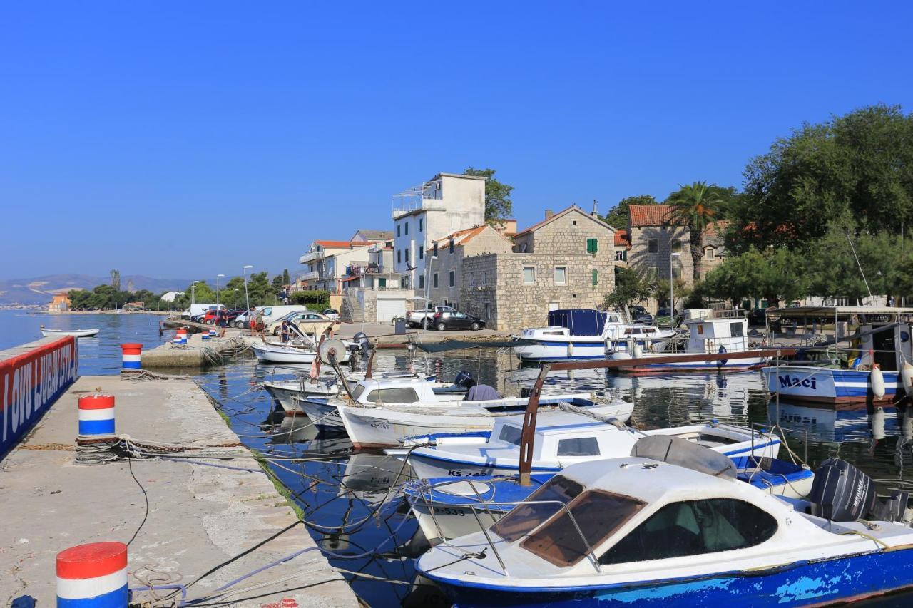 Apartments By The Sea Kastel Kambelovac, Kastela - 8679 Zewnętrze zdjęcie