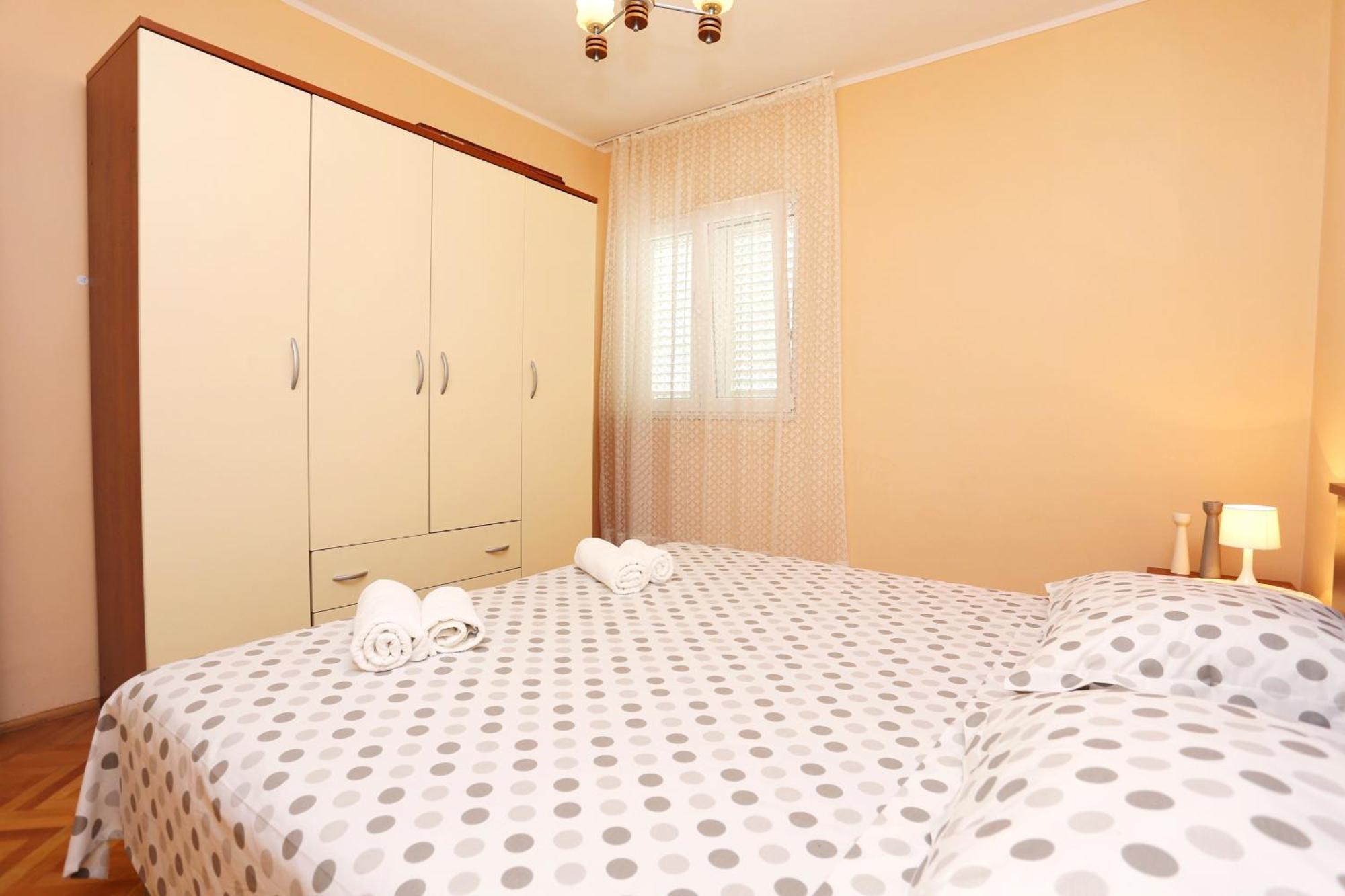 Apartments By The Sea Kastel Kambelovac, Kastela - 8679 Pokój zdjęcie