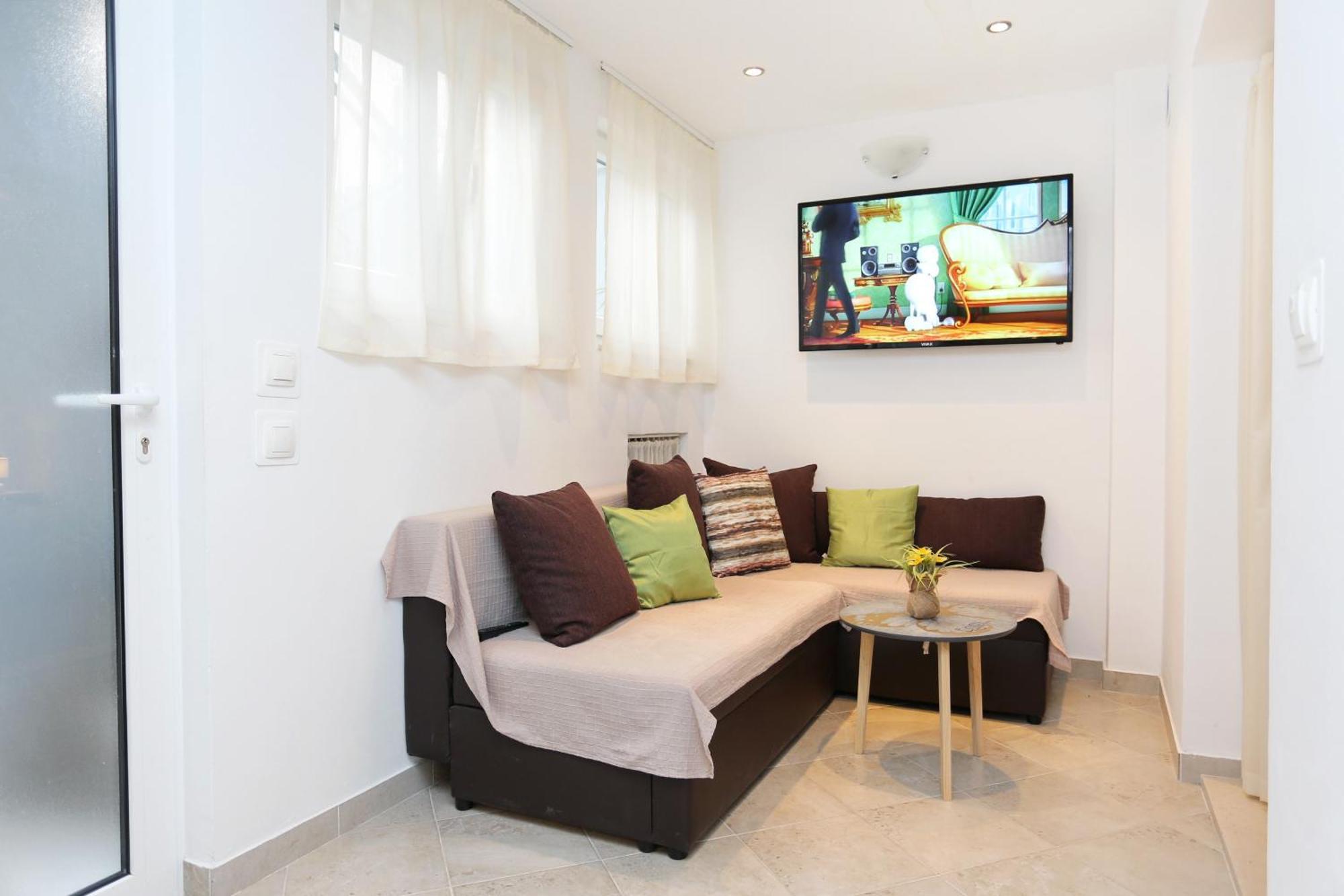 Apartments By The Sea Kastel Kambelovac, Kastela - 8679 Pokój zdjęcie